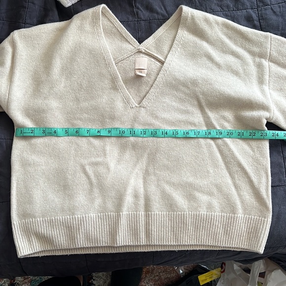 H&M Wool Deep V Neck Sweater - Picture 6 of 6